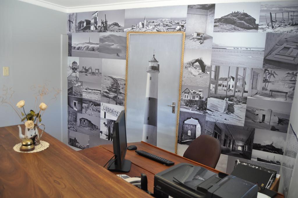 Obelix Guesthouse Luderitz Ngoại thất bức ảnh