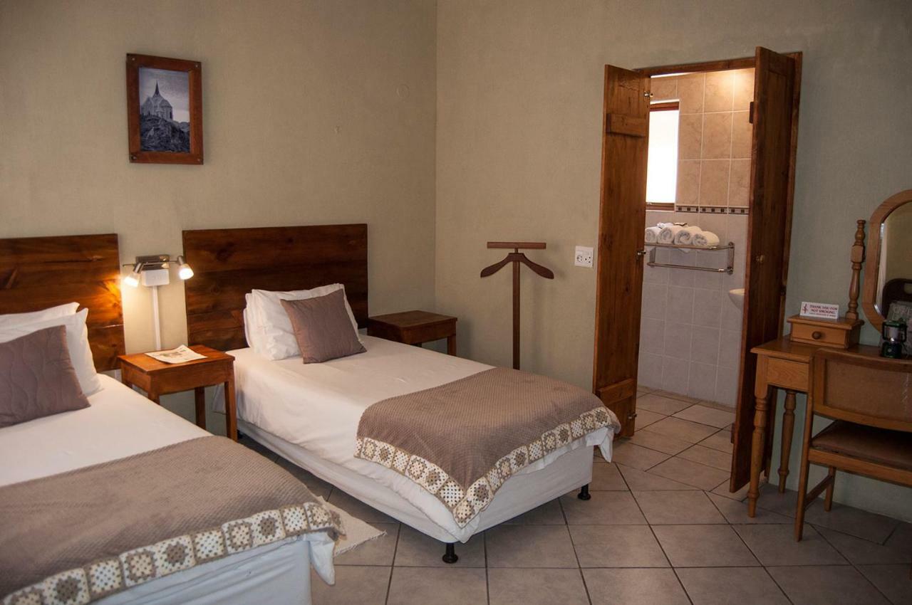 Obelix Guesthouse Luderitz Ngoại thất bức ảnh