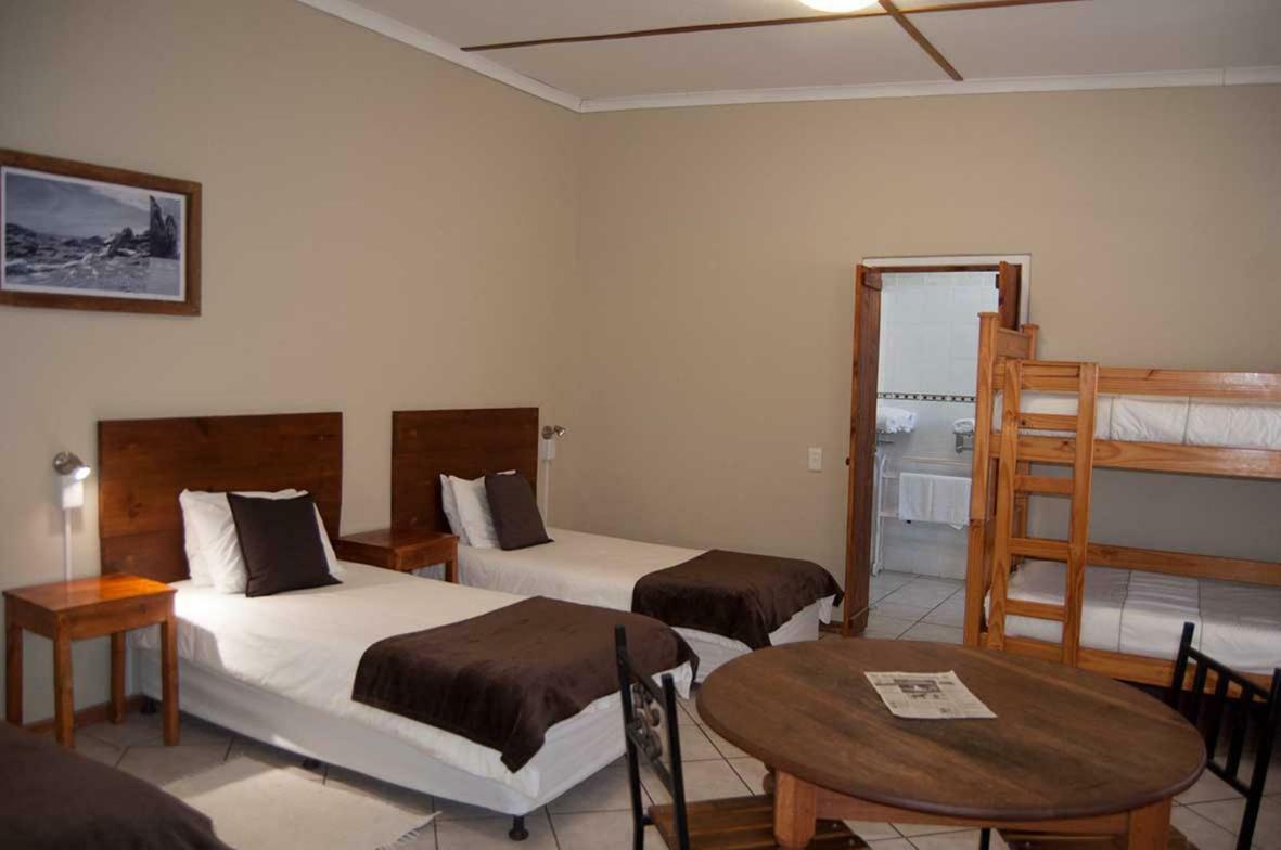 Obelix Guesthouse Luderitz Ngoại thất bức ảnh