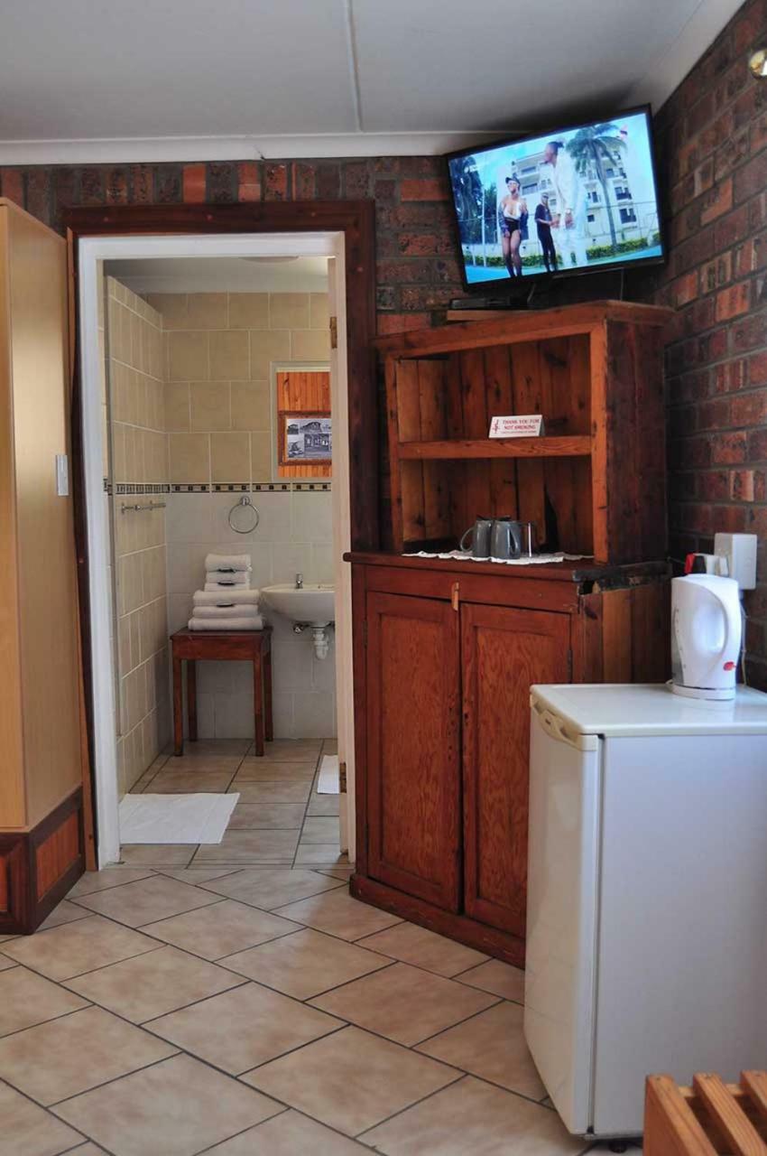 Obelix Guesthouse Luderitz Ngoại thất bức ảnh