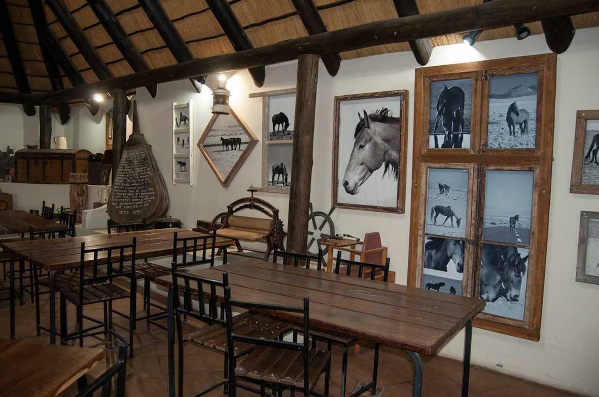 Obelix Guesthouse Luderitz Ngoại thất bức ảnh
